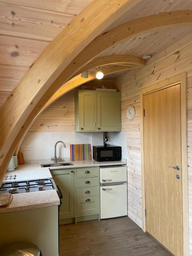 Hedgehog Glamping Pod School House Farm Hotel Leighton  Luaran gambar